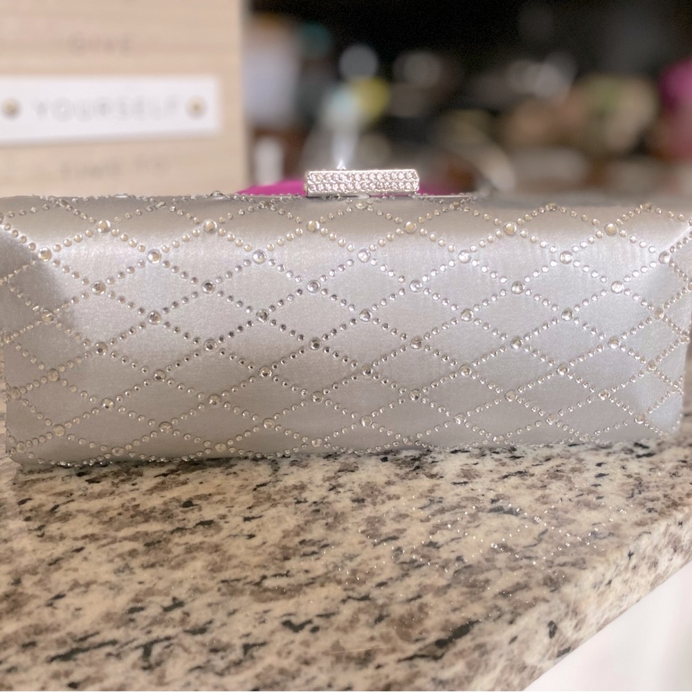 Sparkly Rhinestone Jeweled Clutch